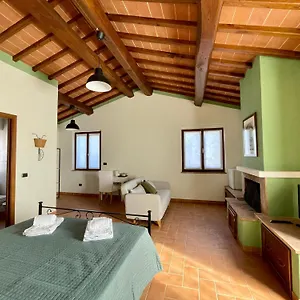Casale Dell'assiolo Bed & Breakfast